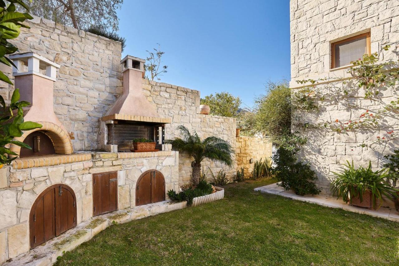 Villa Paradissi In Crete 阿齐亚·佩拉加 外观 照片